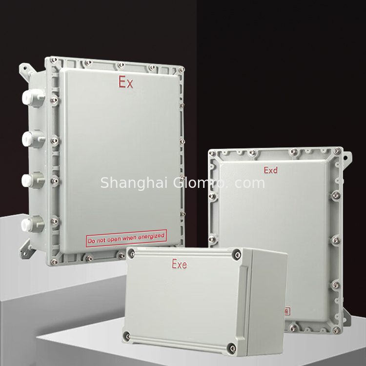 Customizable holes for multi-sized explosion-proof junction boxes